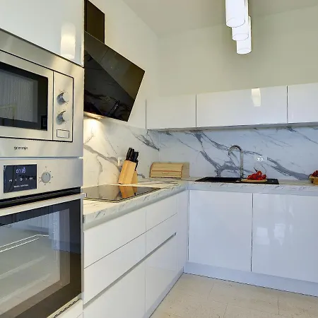 Charming With Heated Pool Near Rovinj Rovinjsko Selo