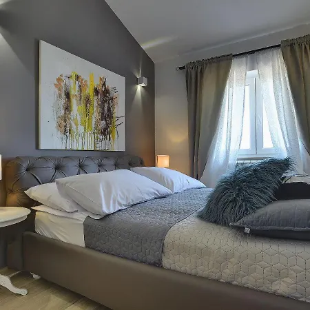 Vila Charming With Heated Pool Near Rovinj Rovinjsko Selo